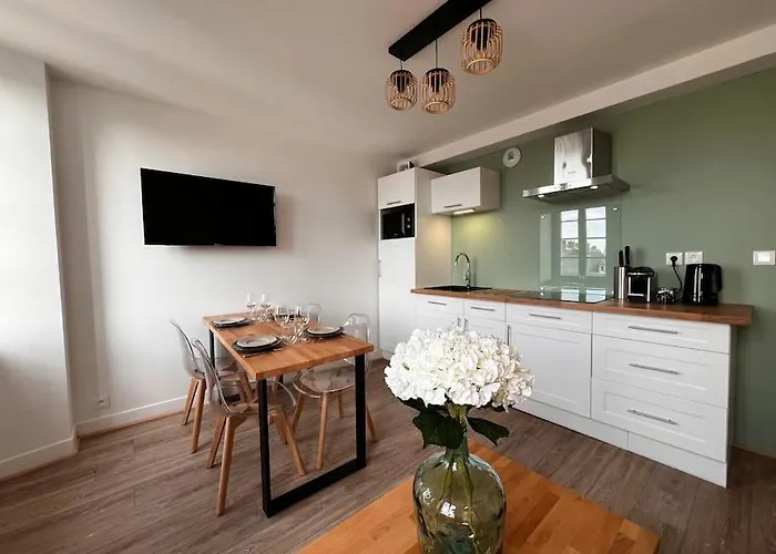 Gordon Smith En Plein Centre - 2 Personnes Sainte-Mere-Eglise